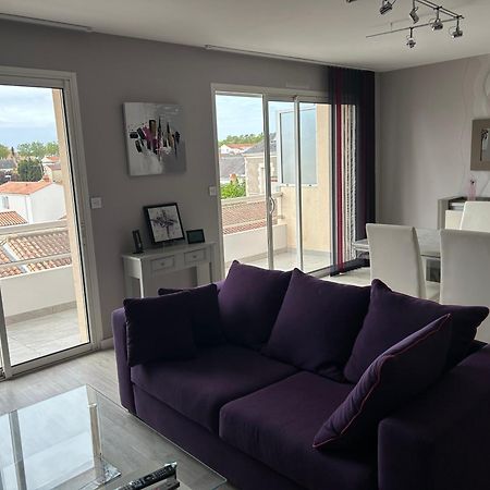 Appartement St Jean Centre Ville Wifi Balcon Parking 圣让-德蒙 外观 照片