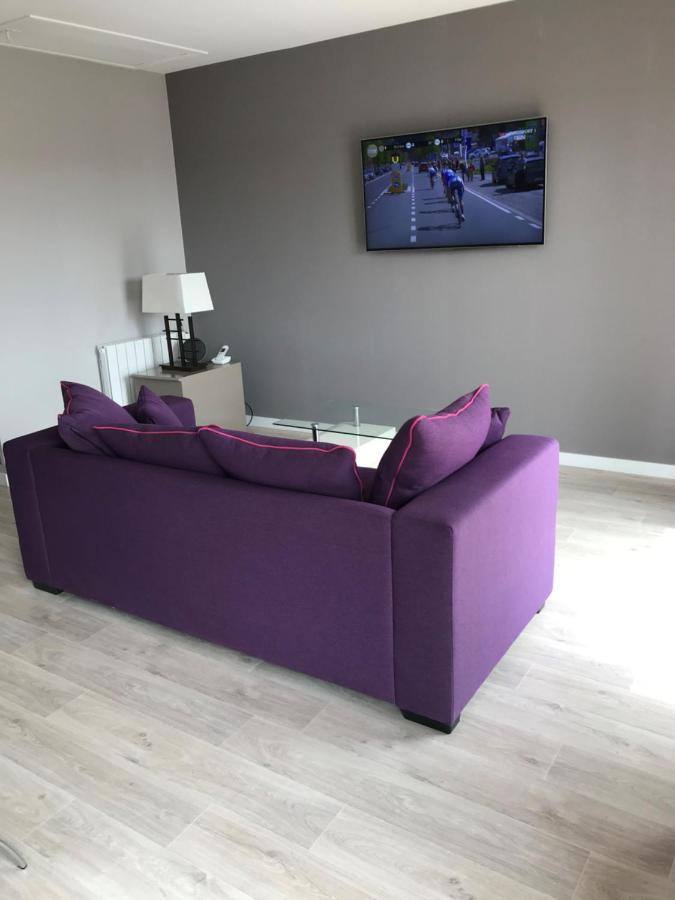 Appartement St Jean Centre Ville Wifi Balcon Parking 圣让-德蒙 外观 照片