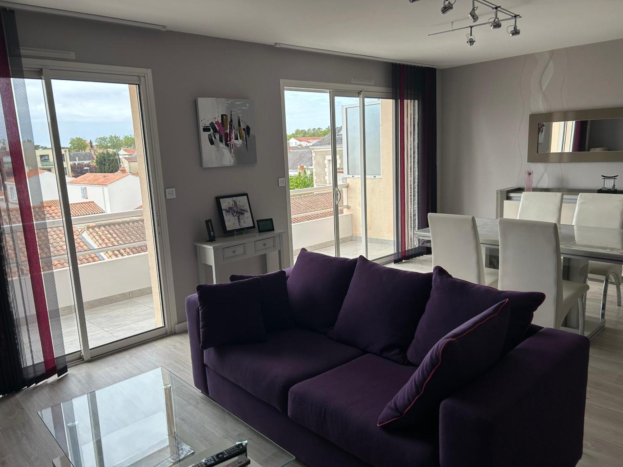 Appartement St Jean Centre Ville Wifi Balcon Parking 圣让-德蒙 外观 照片